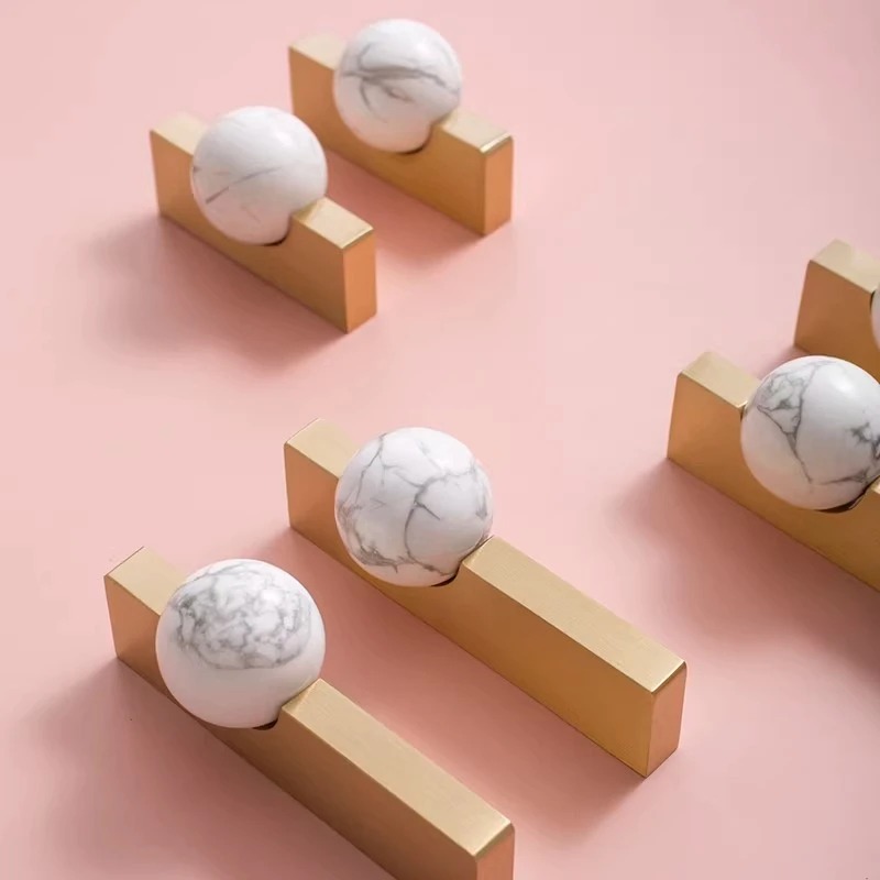 흰색 크리스탈 볼 + 황동 소재 가구 손잡이, 찬장 서 - Furniture Hardware Drop Pulls 리뷰 및 가격